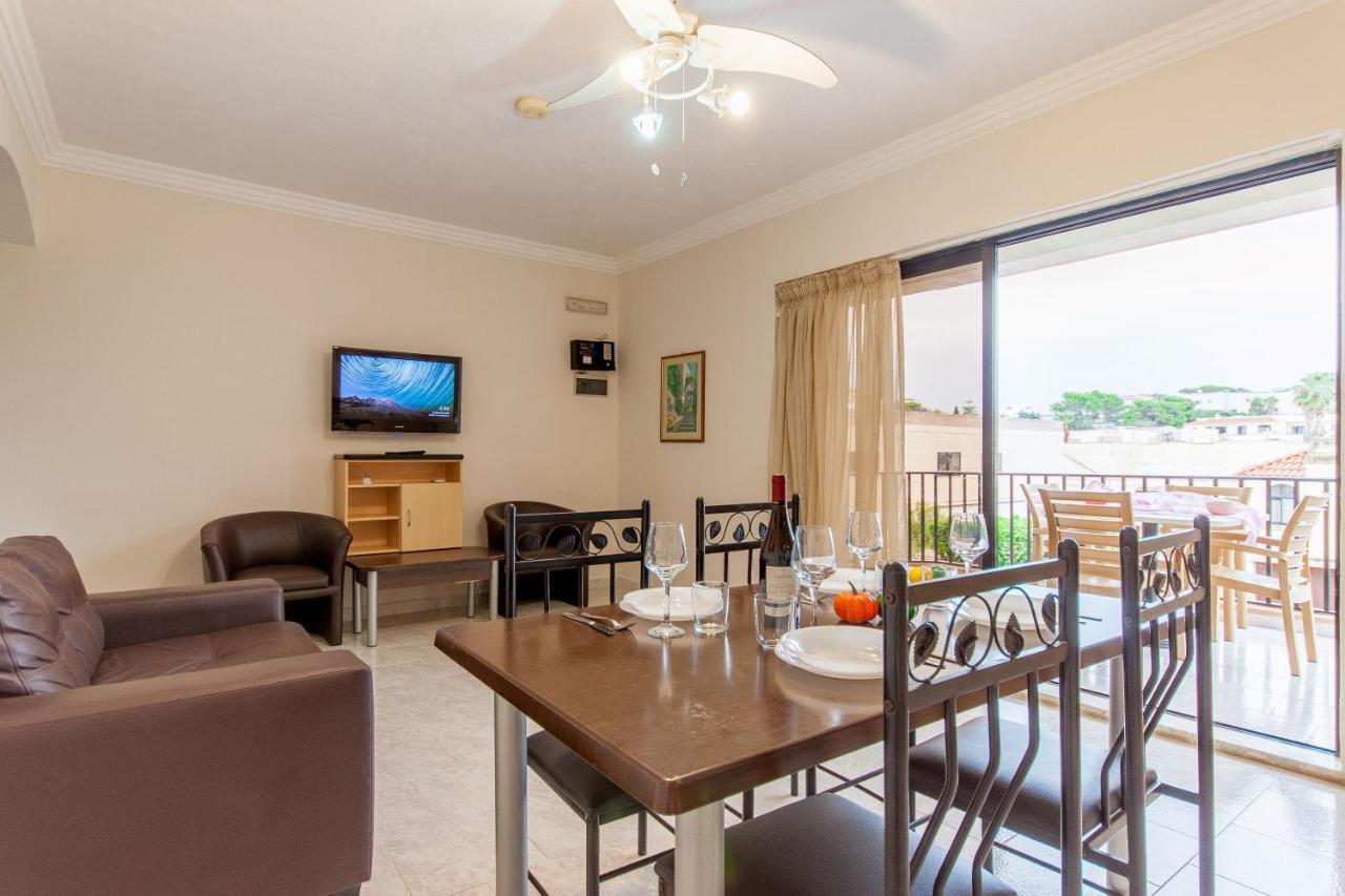 Pool And Sea Merill Apartments - Happy Rentals Mellieħa Eksteriør bilde