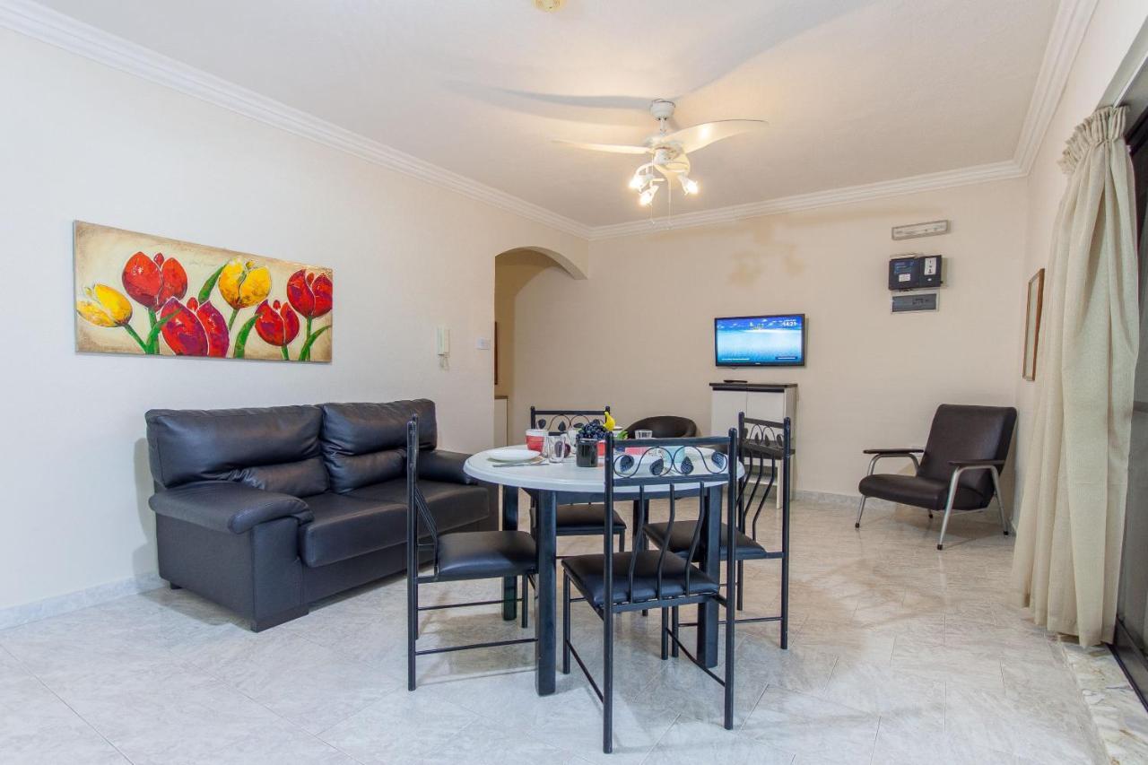 Pool And Sea Merill Apartments - Happy Rentals Mellieħa Eksteriør bilde