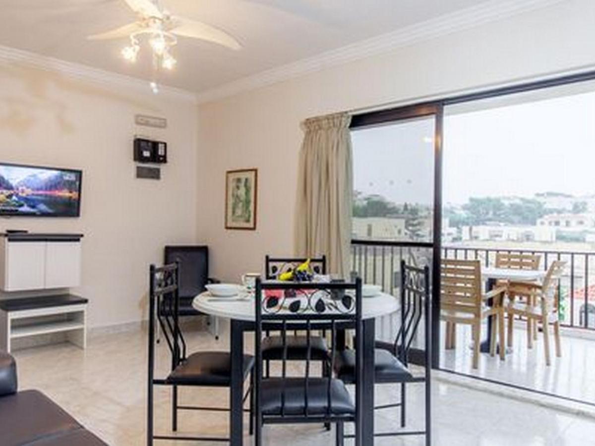 Pool And Sea Merill Apartments - Happy Rentals Mellieħa Eksteriør bilde