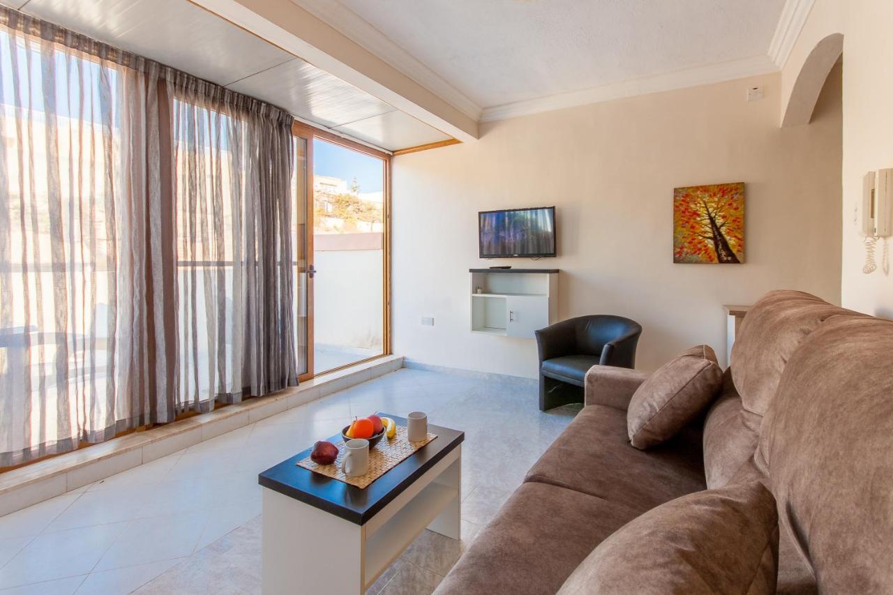 Pool And Sea Merill Apartments - Happy Rentals Mellieħa Eksteriør bilde